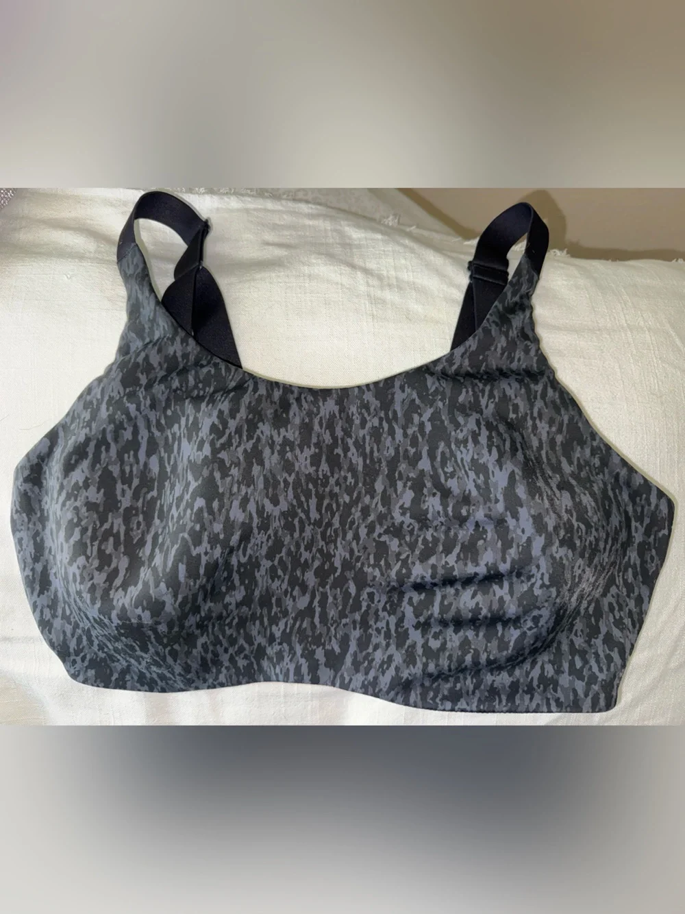 lululemon In Alignment Bra - Picture 1 of 3